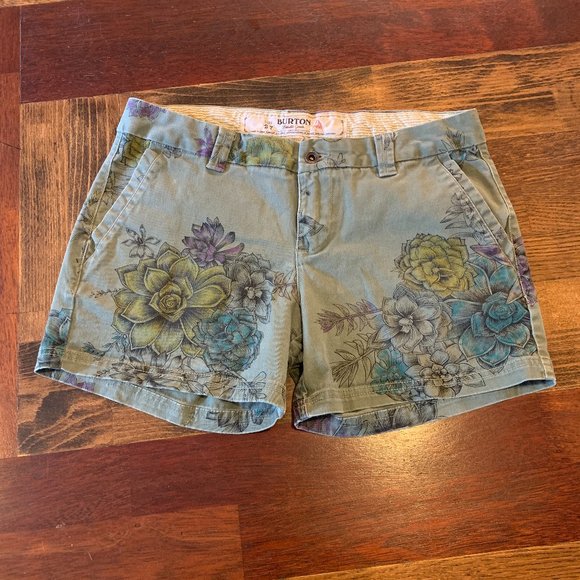 Burton Women's Mid Short, SZ 27, Succulent Camo - Picture 1 of 6